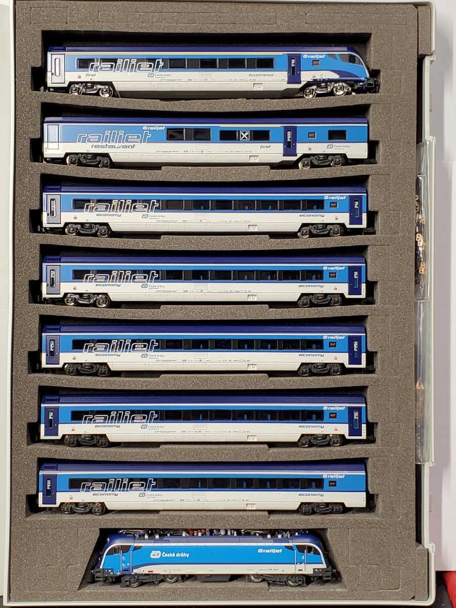 Amazon.co.jp: HOBBYTRAIN・FleischmannFLM チェコ鉄道レールジェット